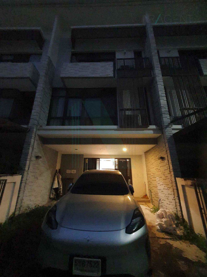 Townhouses for sale : 📌 For Sell Town house PLEX BANGNA 3-story 3 bedroom 4 bathroom