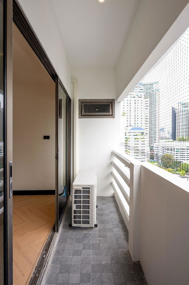 picture For sale: 2-bedroom, 147 sq.m. large apartment in the heart of Asoke, Ruamjai Heights - 18/29