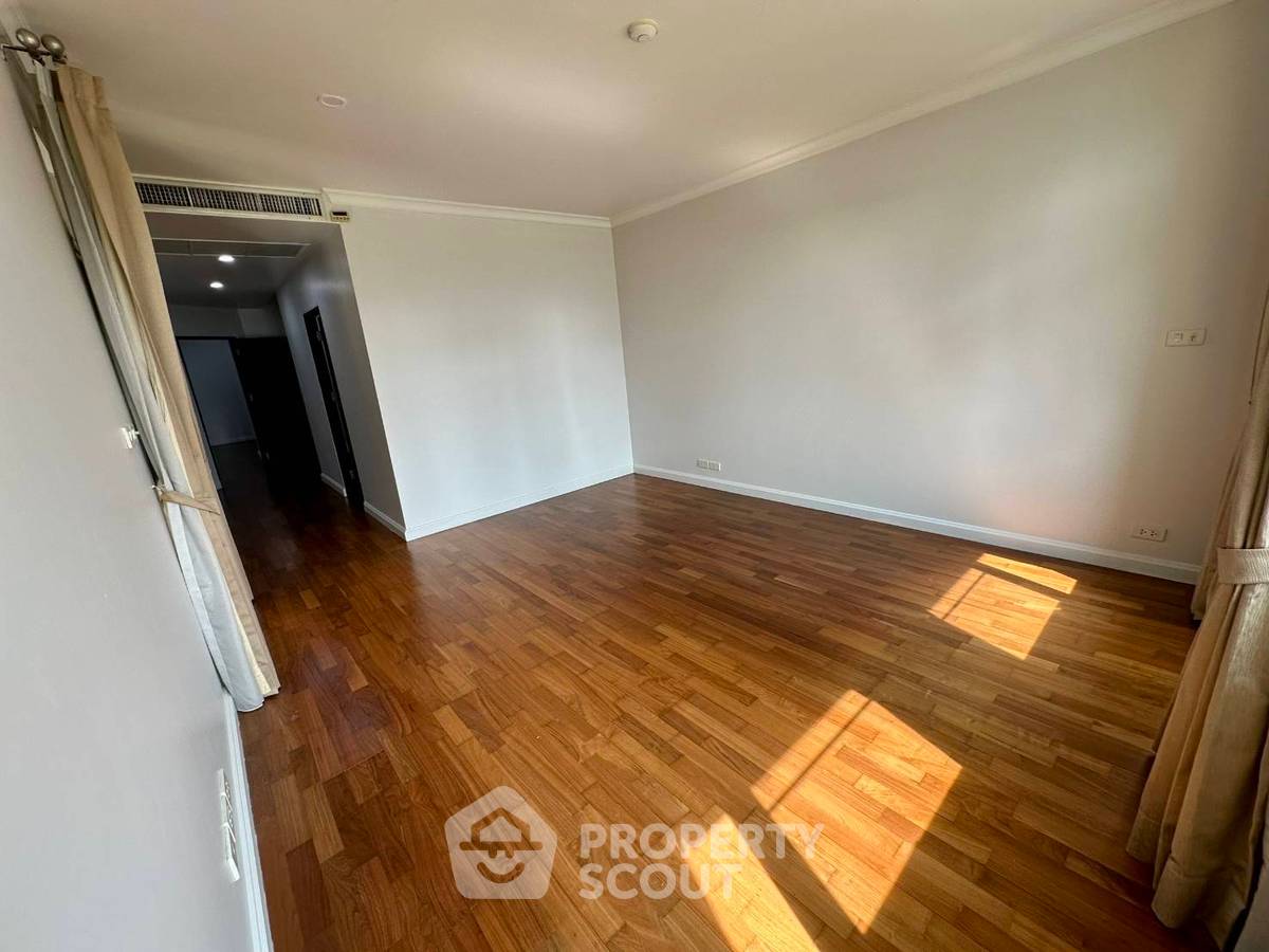 picture 3-BR Condo at The Cadogan Private Residence near BTS Phrom Phong (ID 887150) - 12/34