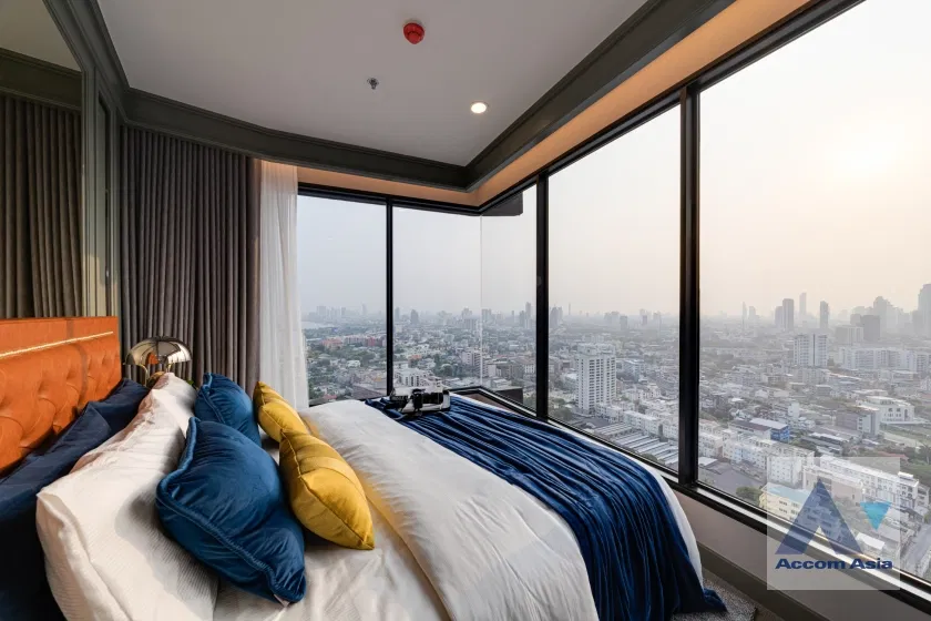 picture 🔼🔽 AccomA 📩 Penthouse 3 BR Condominium @COCO Parc (AA41984) - 8/20