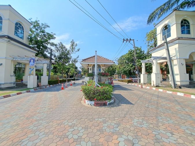 3-bed house for sale, 248 sqm, 70.4 sq wah, Chaiyaphruek Bang Khun Tiean