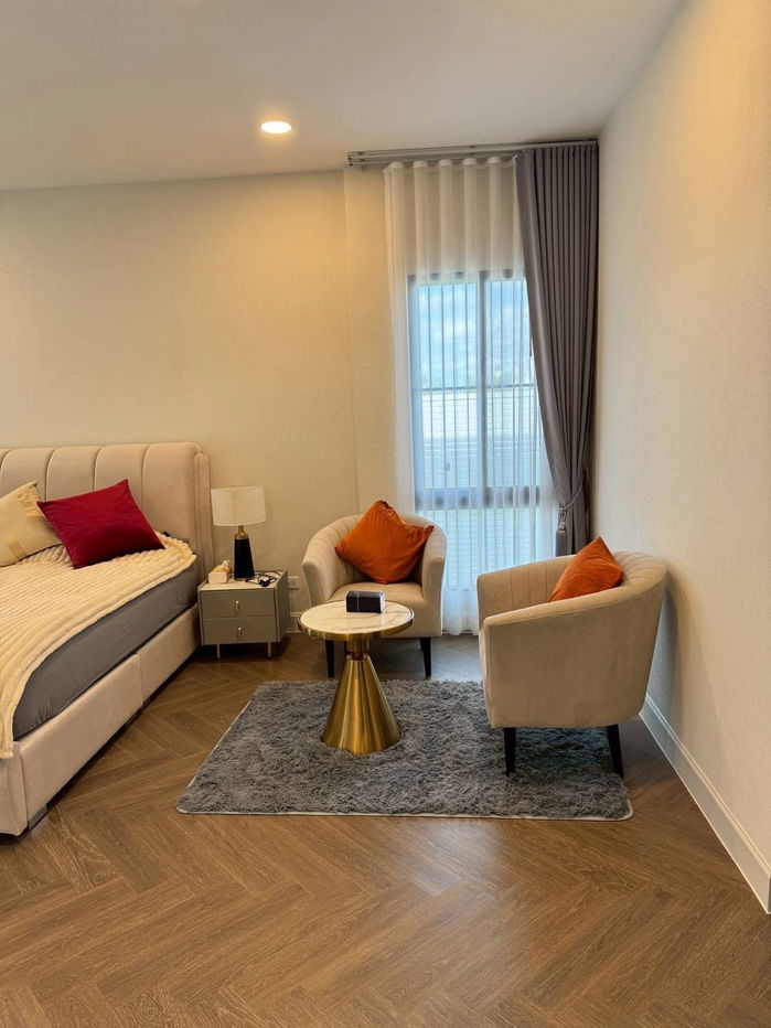 picture *** House for rent : Nantawan Rama 9-New Krungthepkreetha 4 Bedrooms 5 Bathrooms Fully furnished *** - 16/20