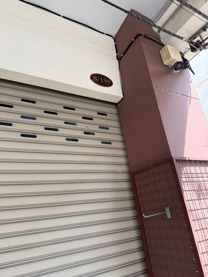 รูป ห้องเปล่าคูหาติดกันเปิดเป็นสำนักงานได้4 ชั้น4ห้องนอน6ห้องน้ำ 51.6 ตรม.224ตรม.พื้นที่ขนาดใหญ่จอดรถ4คันติดถนนทะลุได้เส้นที่ดินไทยด้านหน้าข้างหลังแพรกษา - รูปที่ 53/55