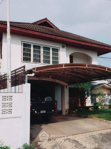 ขายทาวน์โฮม 5 ห้องนอน 200 ตร.ม. 72 ตร.ว. ลักซ์ 35 รัชดา-ลาดพร้าว