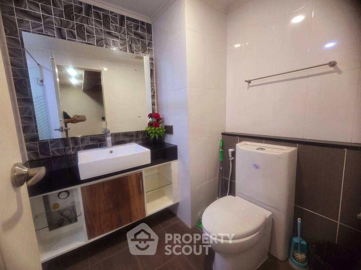 รูป คอนโด 2-ห้องนอน ที่ ดุสิตแกรนด์พาร์ค ใกล้ เมืองพัทยา (ID 2354451) - รูปที่ 10/11