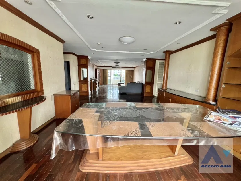 picture 🔼🔽 AccomA 📩  3 BR Condominium @Regent On The Park 1 (AA44782) - 5/13