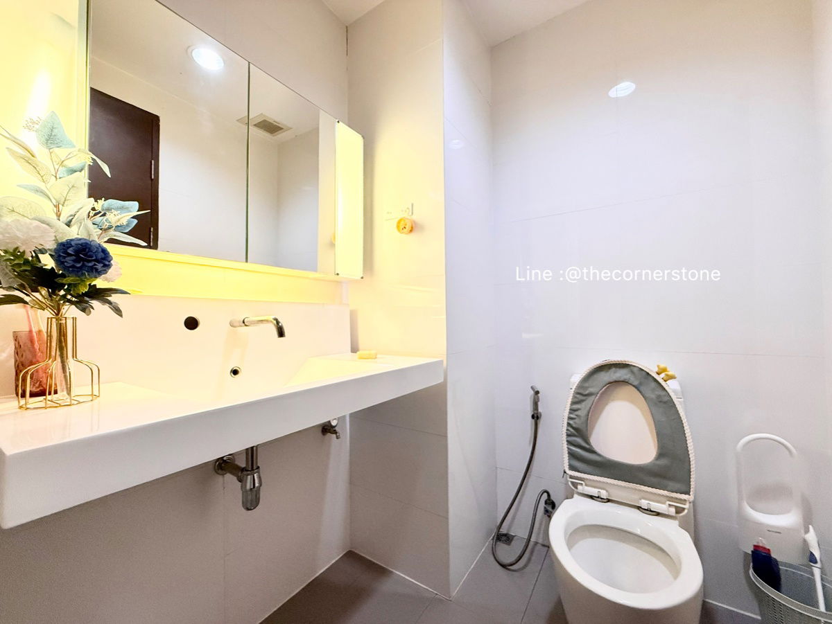 picture  For Rent 𝐑𝐇𝐘𝐓𝐇𝐌 𝐑𝐚𝐭𝐜𝐡𝐚𝐝𝐚 Size 37 Sq.m. Floor 20+ Near MRT-Ratchadapisek  - 13/13