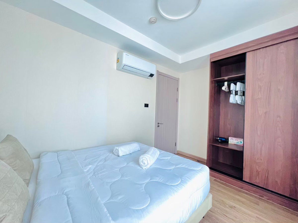 รูป ให้เช่าคอนโดมิเนียม  2 ห้องนอน 2 ห้องน้ำ    1 ห้องครัว  1 ที่จอดรถ - รูปที่ 8/12
