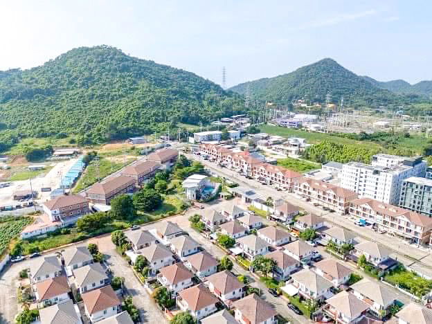 รูป ขาย บ้านเดี่ยวหลังใหญ่ มบ.โคโค่ ฮิลล์ แหลมฉบัง ขนาด 68ตรว 4ห้องนอน แต่งสวย บิ้วอินทั้งหลัง วิวเขา ใกล้ม.เกษตรศรีราชา - รูปที่ 2/20