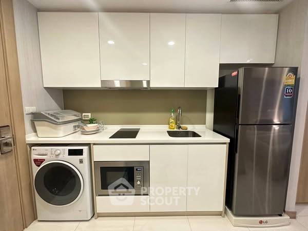 picture Studio Condo at The Riviera Wongamat close to Sanctuary of Truth (ID 2354065) - 2/10