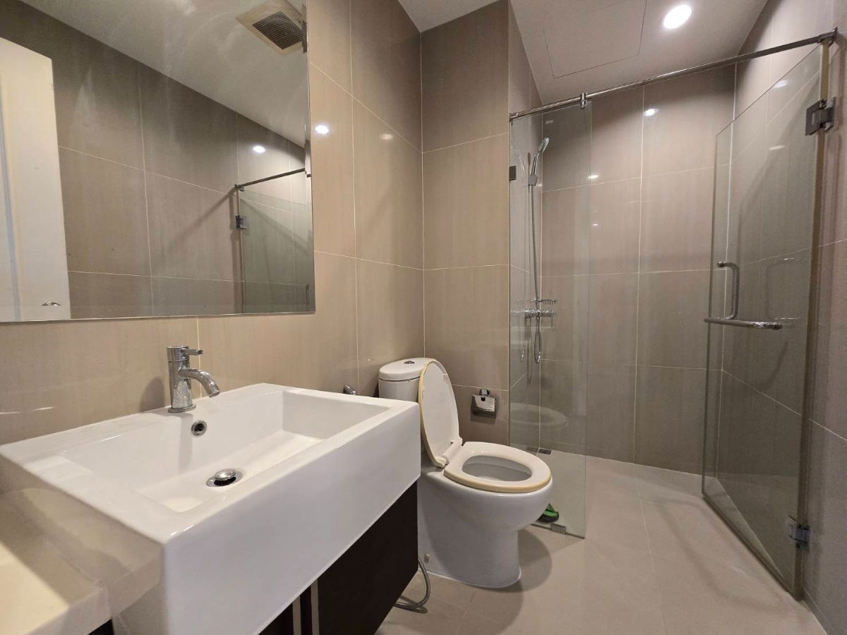 picture Condo for Rent Villa Asoke (CR02932) - 9/10