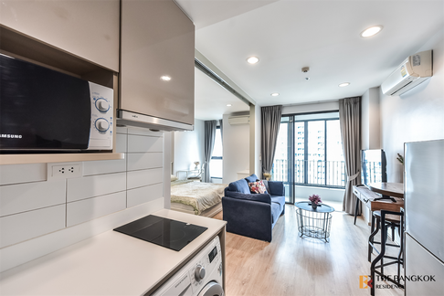 Ideo Q Ratchathewi Comfortable and Ready to Move-in near Airport Rail Link Phaya Thai Station