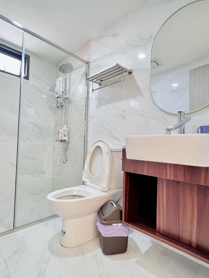 รูป ให้เช่าคอนโดมิเนียม  2 ห้องนอน 2 ห้องน้ำ    1 ห้องครัว  1 ที่จอดรถ - รูปที่ 9/12