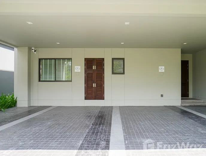 picture 4 Bedroom House for sale at Grand Bangkok Boulevard State Bangna  1911413 - 10/19