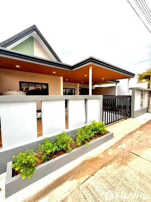 บ้านเดี่ยว ภูเก็ต : ขาย บ้านเดี่ยว 3 ห้องนอน ใน ป่าคลอก, ภูเก็ต 5633952