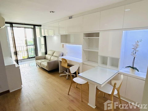2 Bedroom Condo for sale at Ideo Blucove Sathorn  1966262