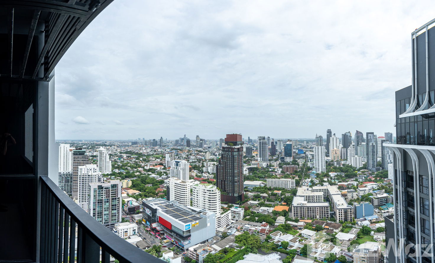 picture Hight floor 2 Bedrooms with Magic views 1629850 - 11/23