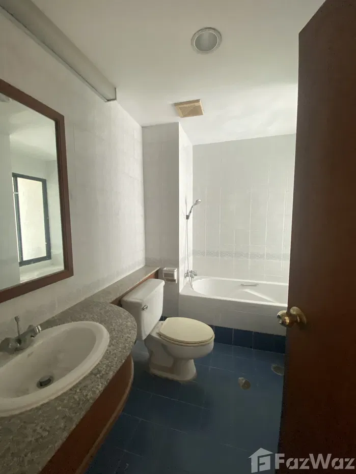 picture 2 Bedroom Condo for sale at Sathorn Gardens 5346141 - 7/8