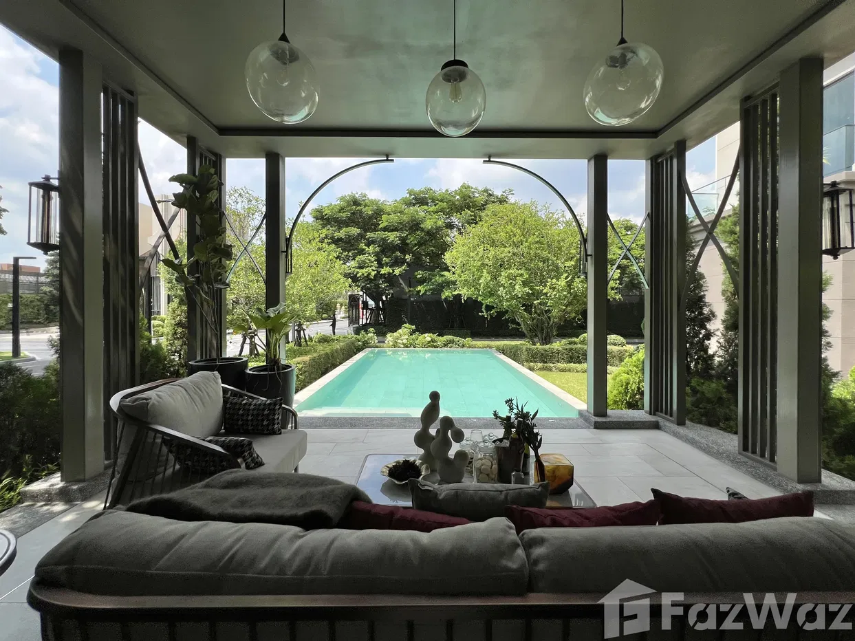 รูป ULTIMATE LUXURY 5-BED CORNER HOUSE WITH PRIVATE PRIVATE LIFT 5750673 - รูปที่ 117/131