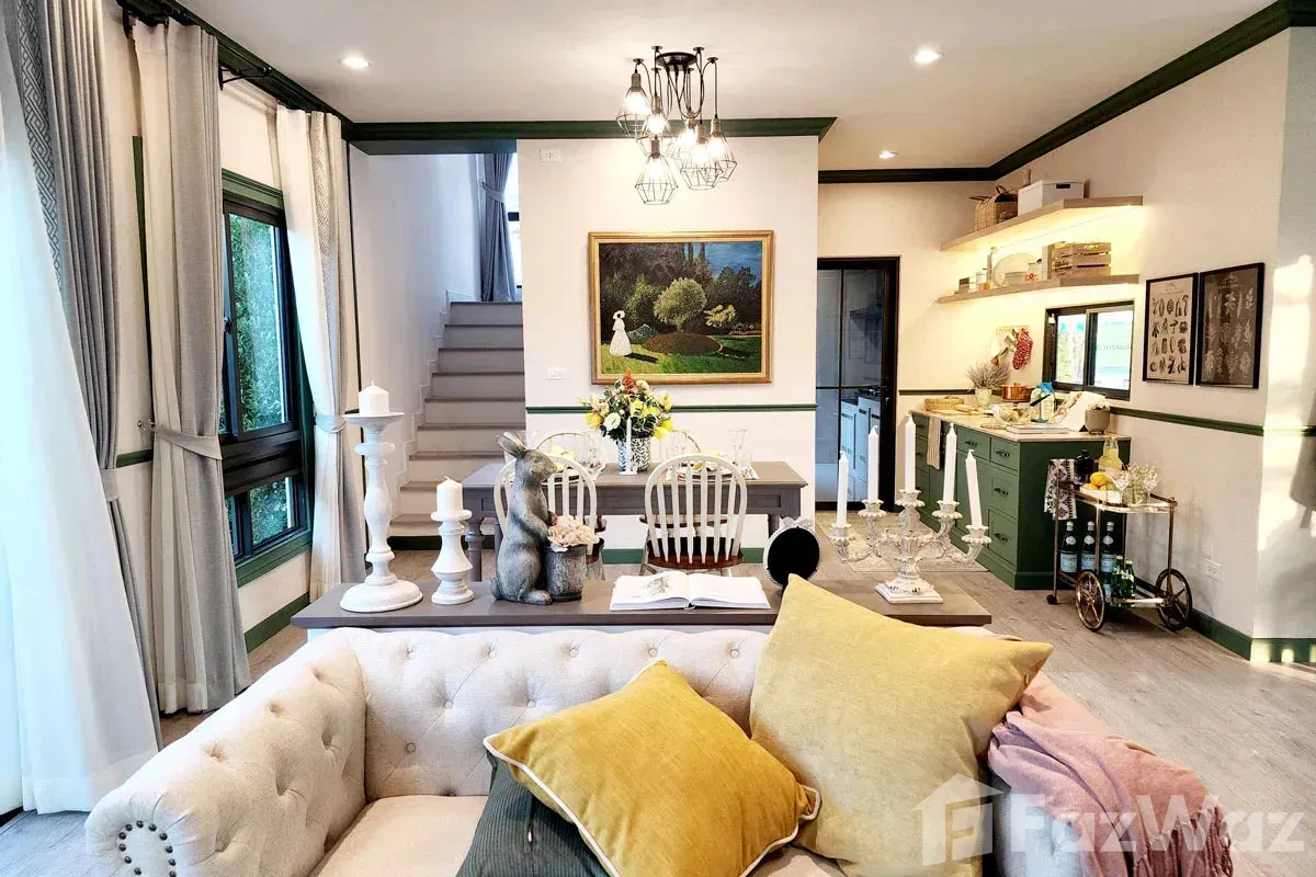 picture 4 Bedroom House for sale at Saransiri Ramkhamhaeng  5569342 - 1/6