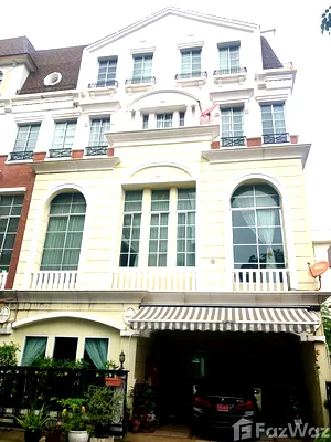 Townhouses for sale Naradhiwas Rajanagarindra Road : 4 Bedroom Townhouse for sale at Baan Klang Krung Sathorn-Narathiwas  1728714