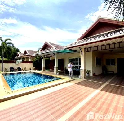 Houses for rent Nong Prue, Chonburi : 3 Bedroom Villa for rent at Rose Land & House 5741580