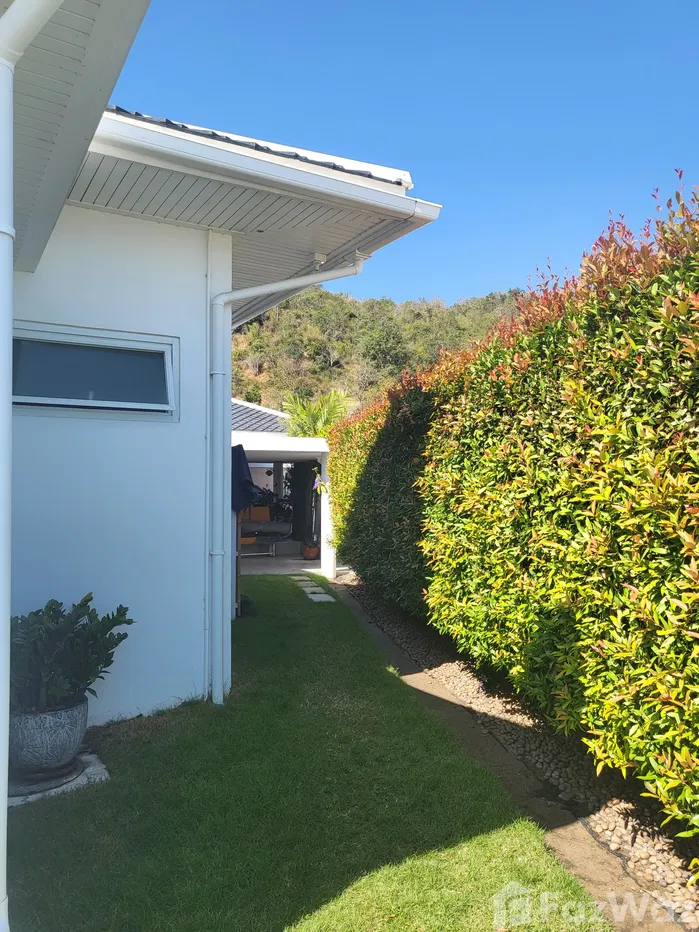 picture Outstanding location - very quite but 3 minutes to Bluport  1367620 - 34/35