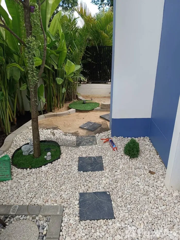 picture 4:bed 4 bathroom 5753762 - 10/13