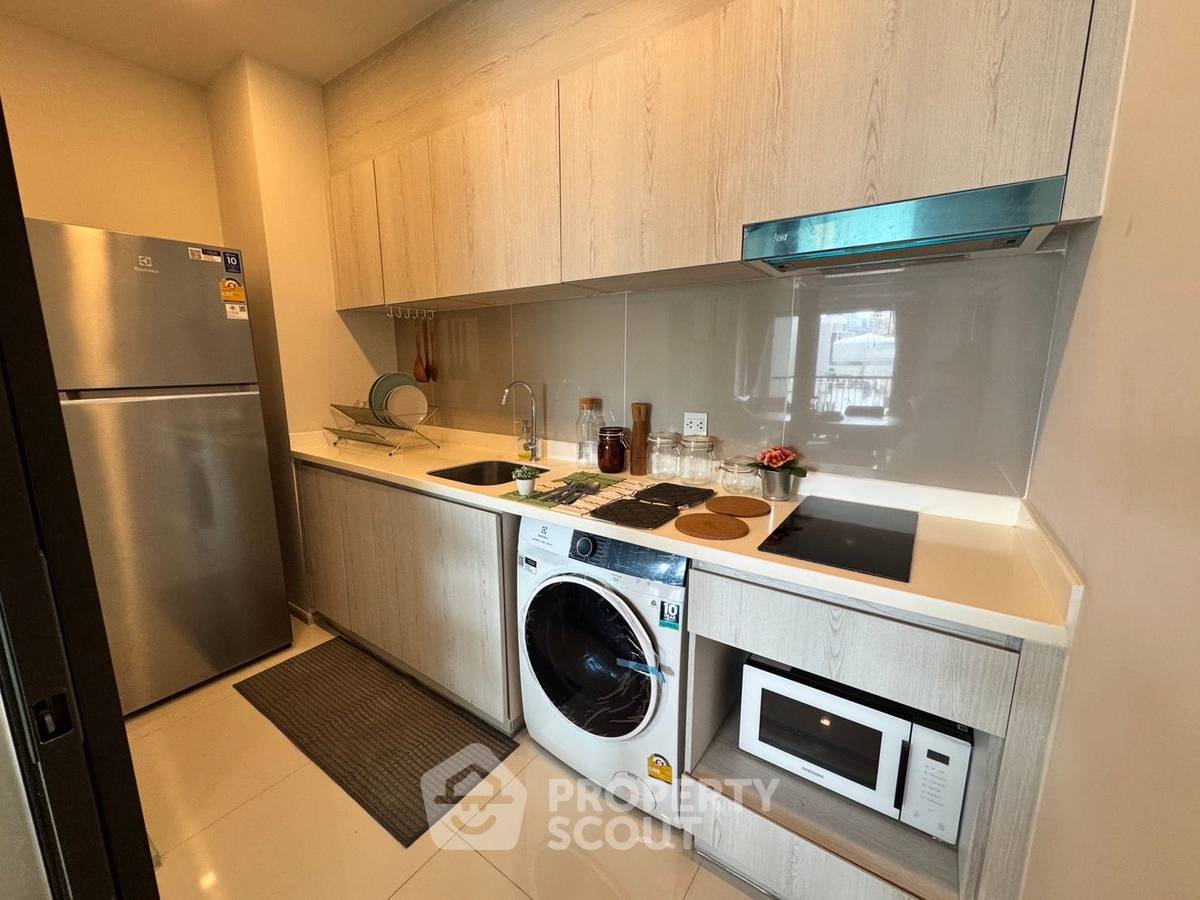 picture 2-BR Condo at Life One Wireless near BTS Phloen Chit (ID 2354168) - 6/9
