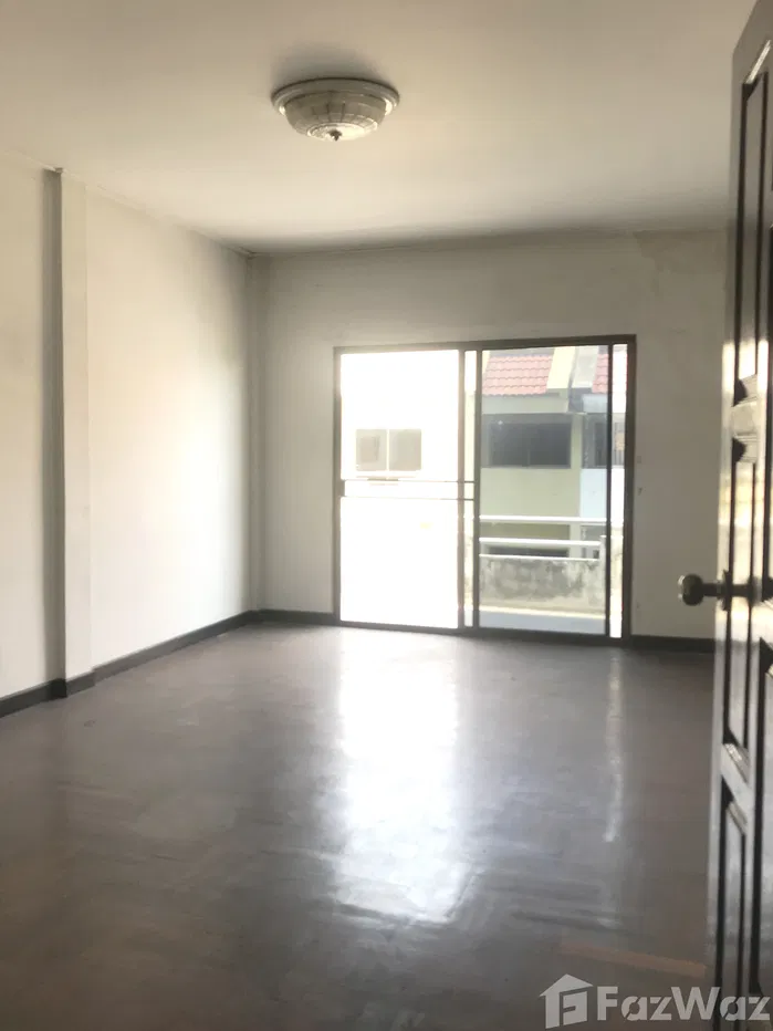 picture 6 Bedroom Townhouse for rent at Rajada Arcadian 1631800 - 8/12