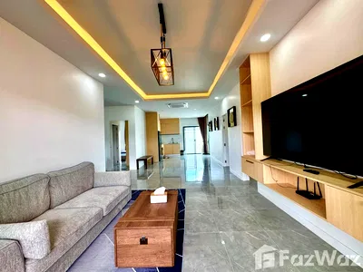 Houses for sale Phuket : 3 Bedroom Villa for sale in Thep Krasattri, Phuket  5737755