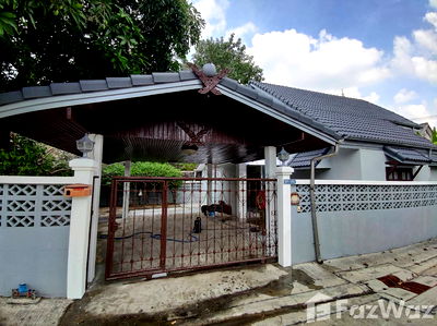 Houses for sale Ladprao 48, Chokchai 4, Ladprao 71 : 3 Bedroom House for sale in Lat Phrao, Bangkok  1978665