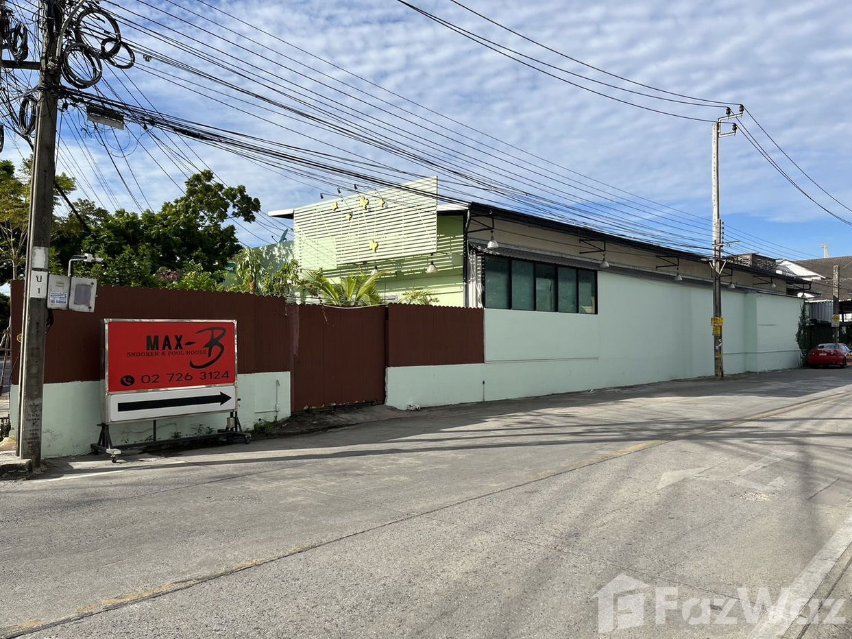 picture 5 Bedroom House for sale in Nong Bon, Bangkok  1684414 - 4/8