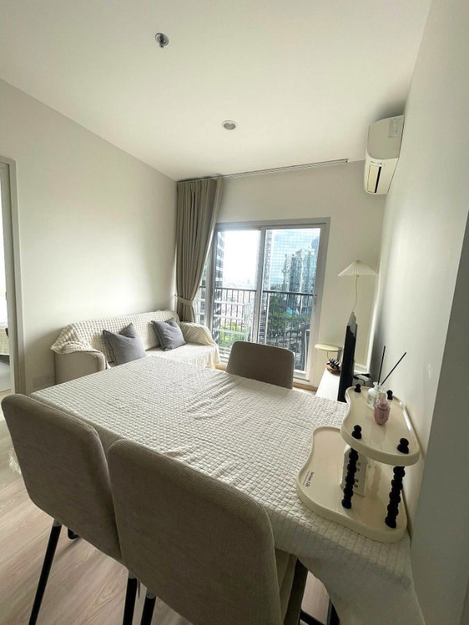 picture For rent Noble Revolve Ratchada 2 - 9/14