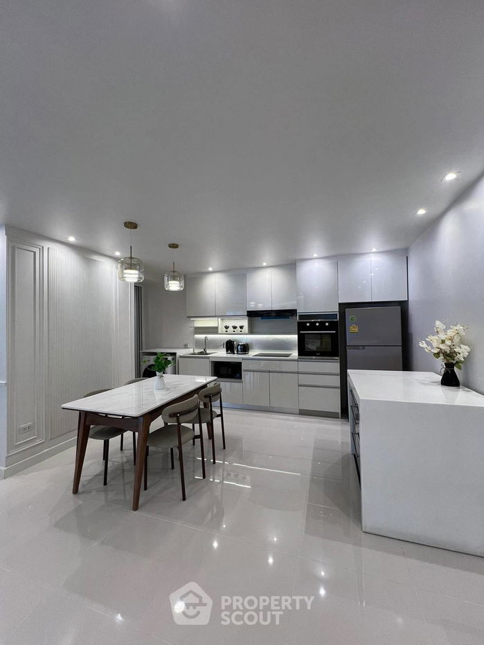 picture 2-BR Condo at Belle Park Residence Condominium in Chong Nonsi (ID 2355952) - 8/10