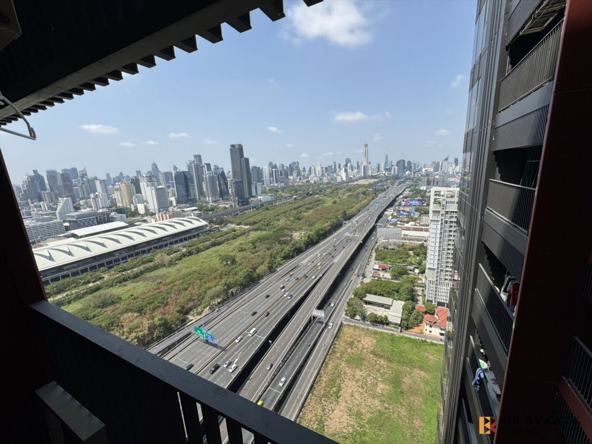 รูป  Life Asoke Hype 💫 Stunning View Unit 🌃 ใกล้ MRT พระราม 9  - รูปที่ 7/7