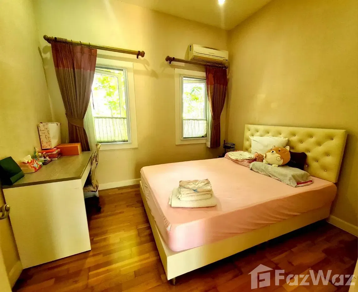 picture Silk Road Place 5753516 - 14/45