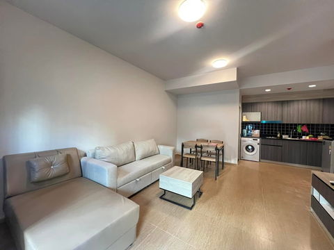 For rent :  Unio Sukhumvit 72 Duplex type 70 sqm 