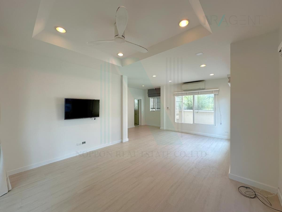 รูป 📌 ให้เช่าบ้านเดี่ยว 2 ชั้น เดอะ เซนโทร รัตนาธิเบศร์ 3 ห้องนอน 3 ห้องน้ำ - รูปที่ 2/8