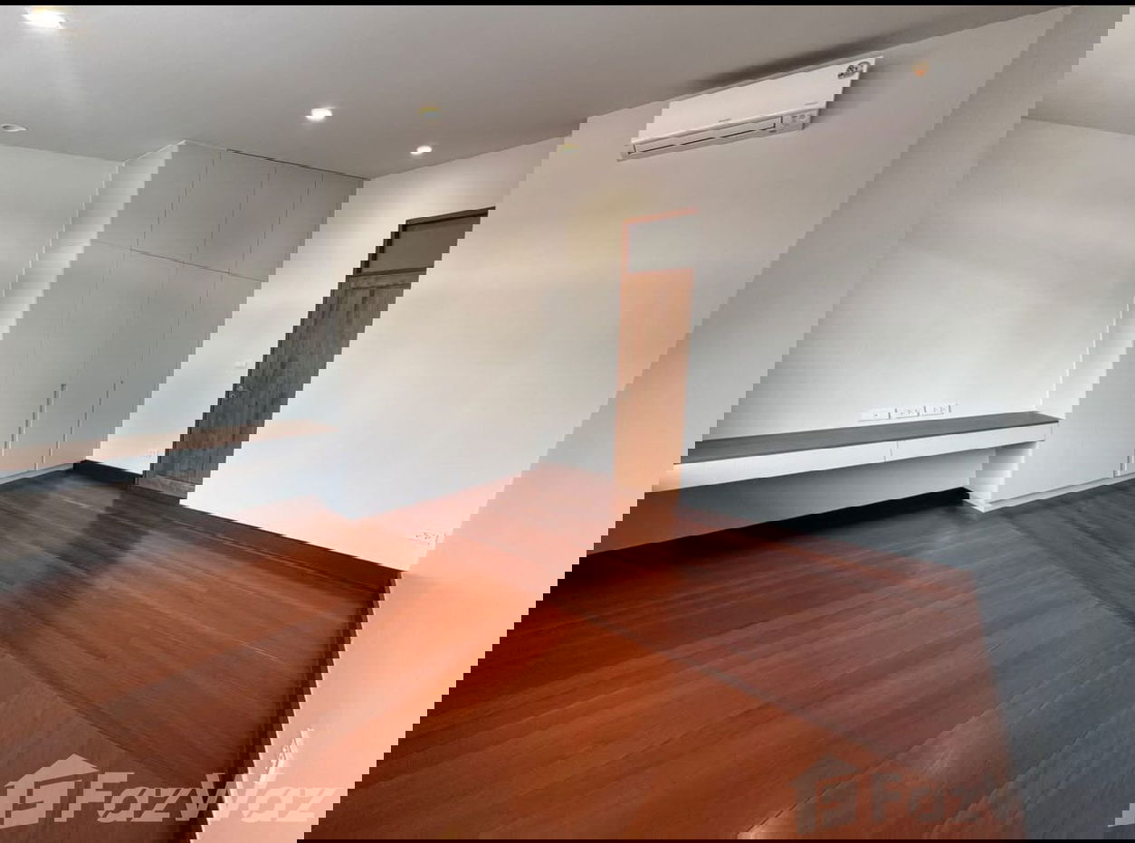 picture 4 Bedroom House for rent in Phra Khanong Nuea, Bangkok  5366619 - 19/23