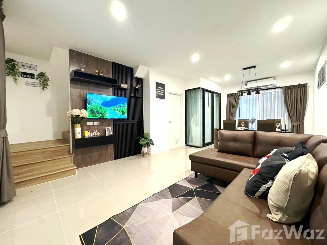 picture 3 Bedroom Townhouse for rent at Patio Srinakarin - Rama 9 1743410 - 2/34