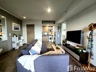 Condos for rent : 2-Bedroom Condo for Rent at Zire Wongamat 5747971