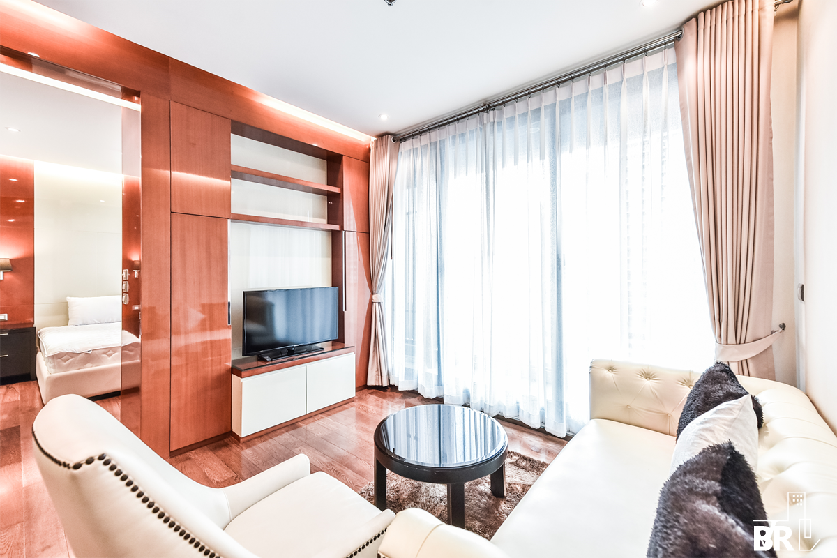 picture Move-in Ready, Just Bring Your Stuff The Address Sukhumvit 28 near BTS Phrom Phong - 1/10