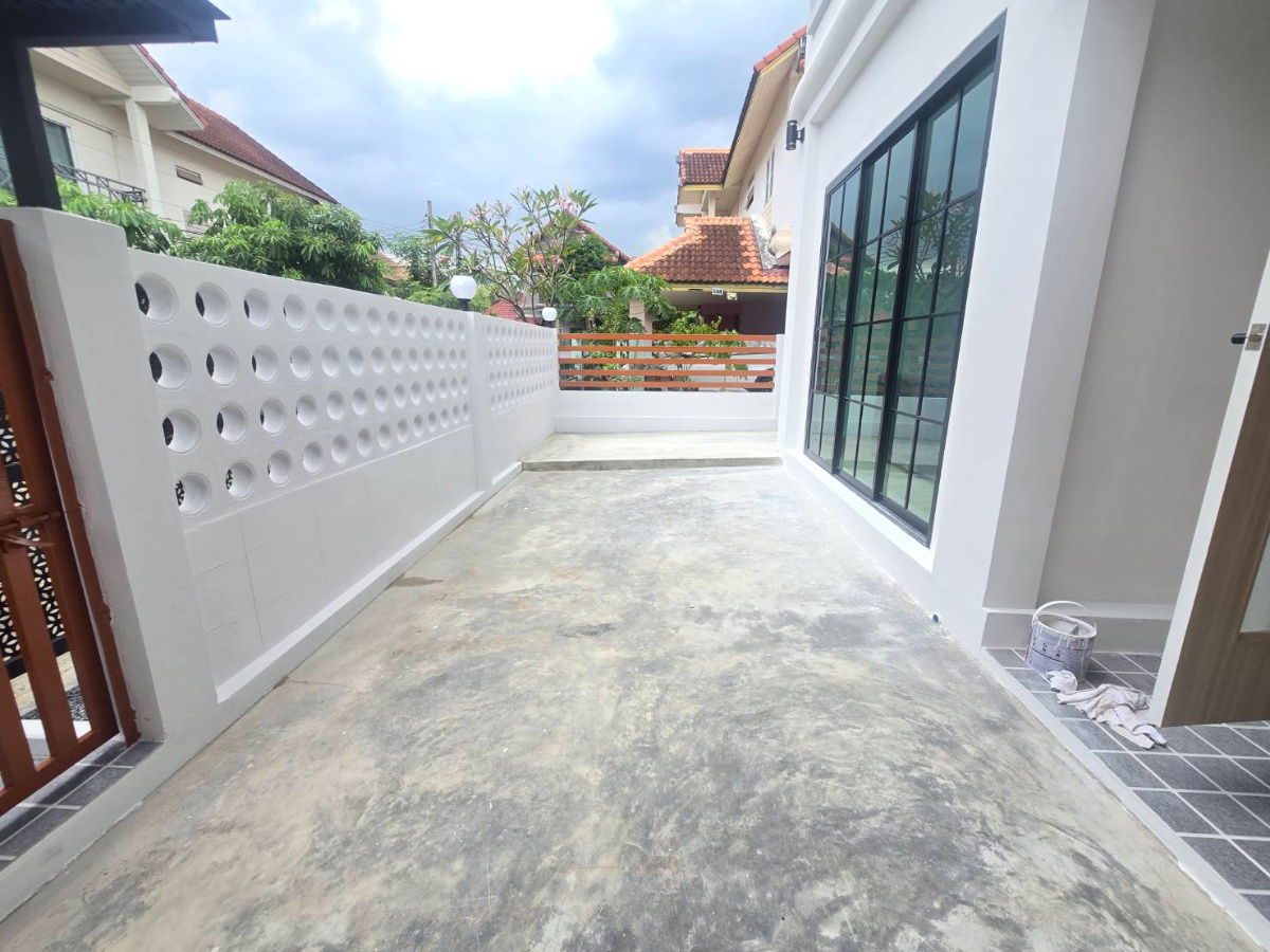รูป บ้านเดี่ยวหลังใหญ่ กำลังรีโนเวทใหม่ กว้าง ราคาคุ้ม หมู่บ้าน ฮาร์โมนี่วิลล์ ถนนสุขาภิบาล5 ซอย80 แขวงออเงิน เขตสายไหม - รูปที่ 9/49