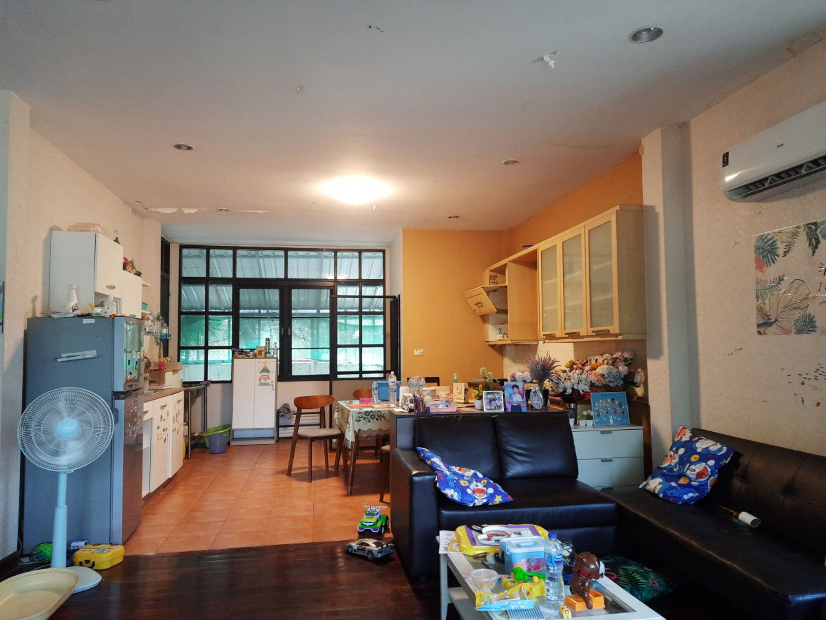 รูป บ้านเดี่ยว สร้างเอง เนื้อที่ 150 ตรว ใกล้เมก้า บางนา - รูปที่ 12/13