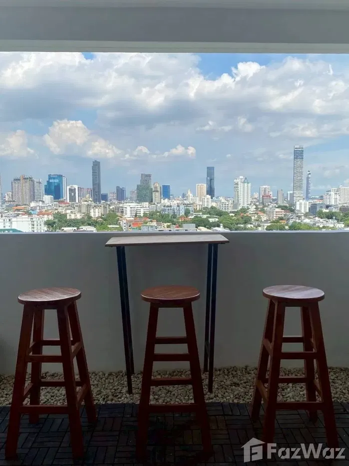 รูป คอนโดให้เช่า 3 ห้องนอน ในโครงการ ดี.เอส. ทาวเวอร์ 2 สุขุมวิท 39 5752457 - รูปที่ 1/17