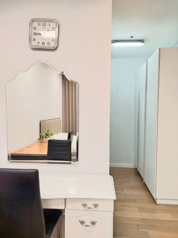picture Newly renovated condo near Chulalongkorn University. Next to BTS Ratchathewi station. 42 sq.m. Ready to move in - 10/14