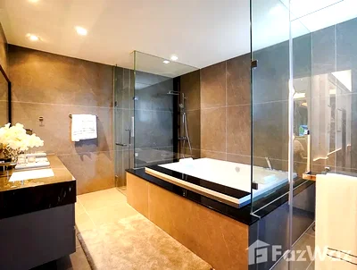 Houses for sale Bangkok : 5 Bedroom House for sale at Grand Bangkok Boulevard State Bangna  1911416