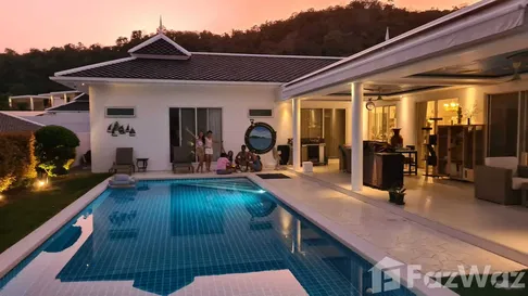 Outstanding location - very quite but 3 minutes to Bluport  1367620