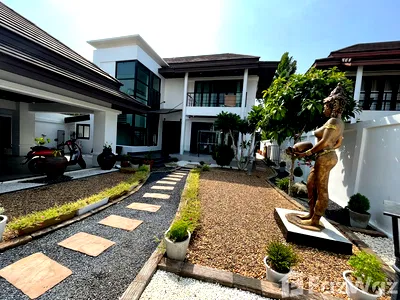 Houses for sale Thalang Phuket : 3 Bedroom Villa for sale in Choeng Thale, Phuket  5701271